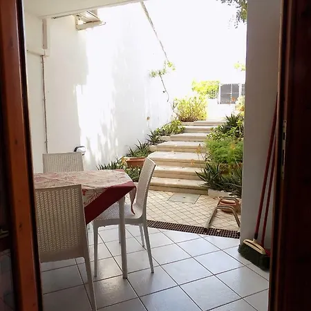 Tavernetta Blu Cobalto Ostuni